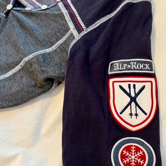 COPY - AlpNRock*Henley*Ski Patch*Embroidered*NavyGray*Women's Small - Picture 7 of 15